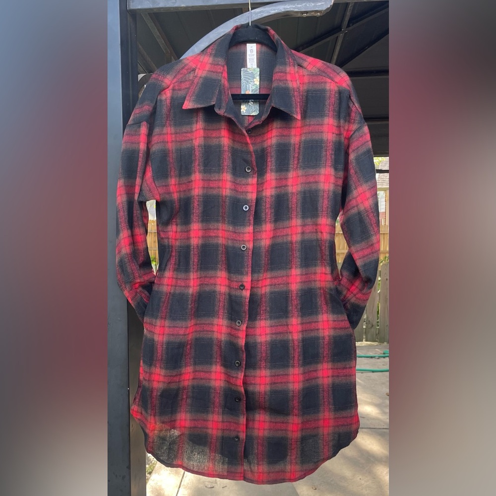 NWT Blooming Jelly Long Red/Black Plaid Button Up Dress Medium